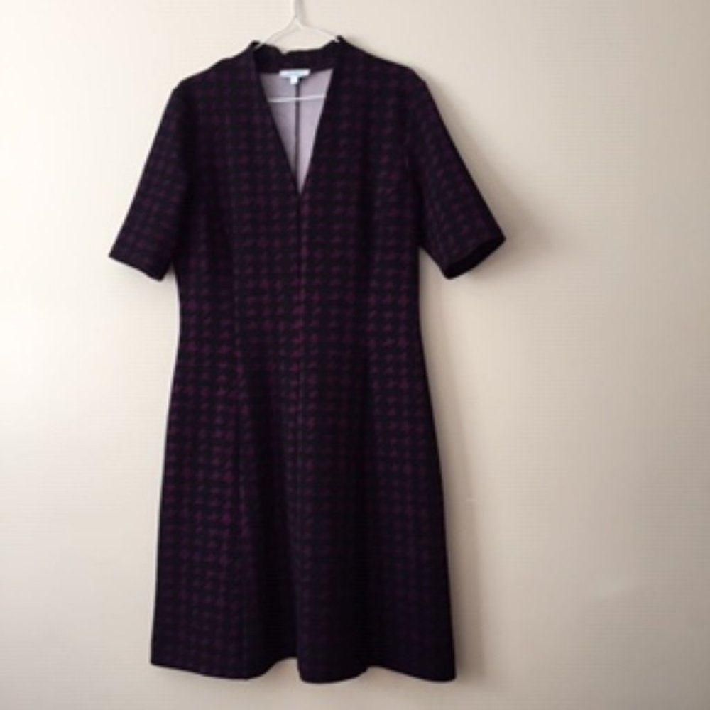 SIMONE WOMEN DRESS.  SIZE L.  COLOR:  PURPLE AND BLACK